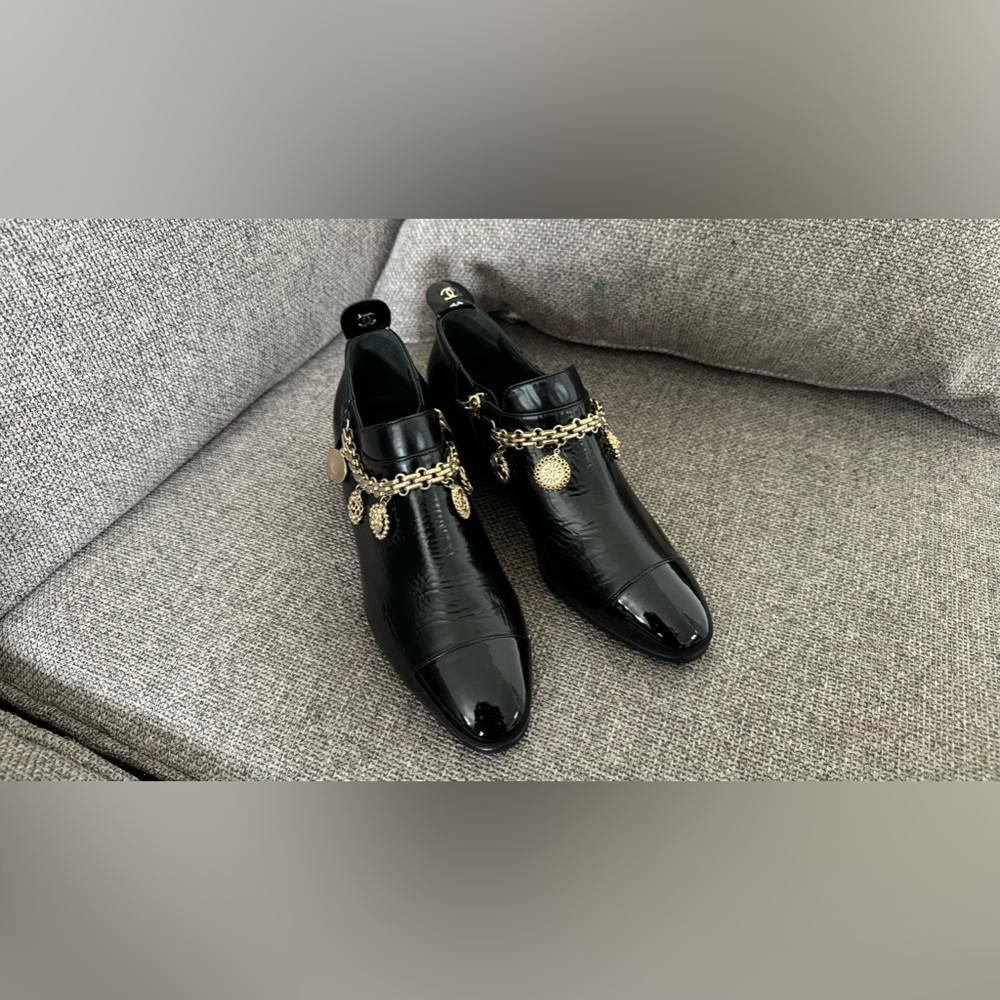[SOLD] Chanel boots - size 35.5 - Never used